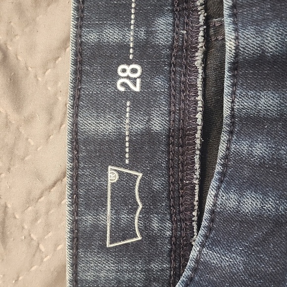 Levi's Elastic Waist Jeans Size 28 - Picture 3 of 4